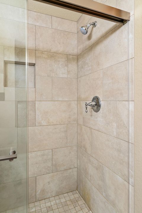 Tiny photo for 56926 E Park Lane #12, Sunriver, OR 97707 (MLS # 220215696)