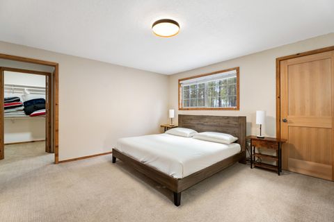 Tiny photo for 56926 E Park Lane #12, Sunriver, OR 97707 (MLS # 220215696)