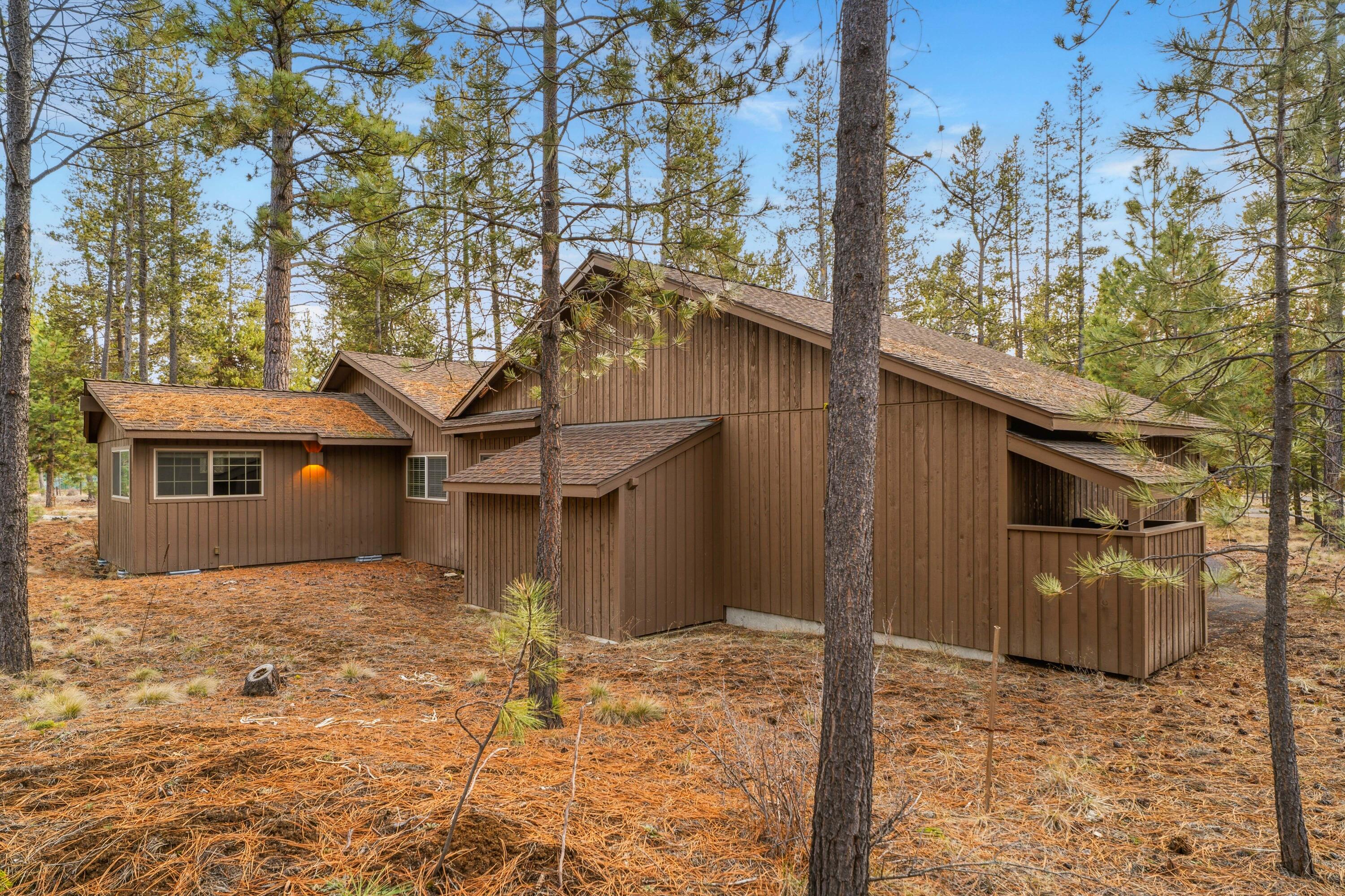 56926 E Park Lane 12