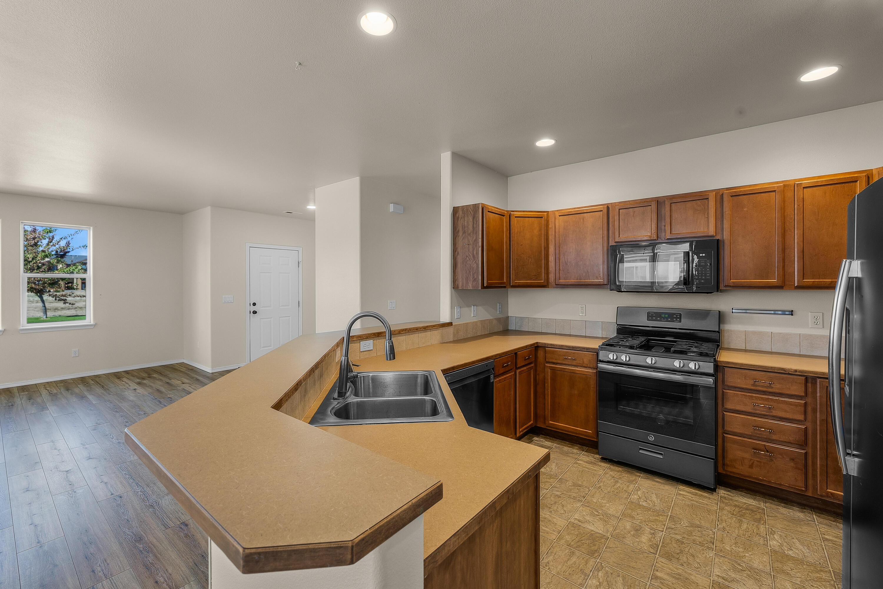 Obsidian Meadows - Residential