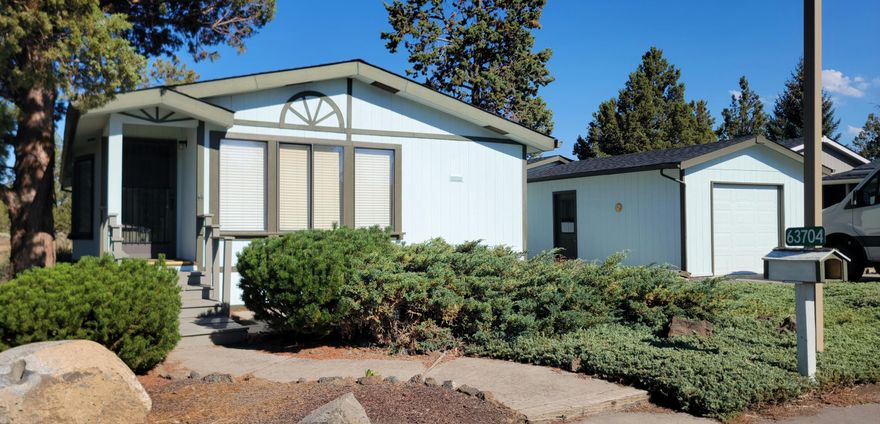 Prestigious Cascade Village Mobile Home Park 55 and older. Great place to call home, this 3 bed 2 bath with tantem garage with open space in back allows for a great place to call home. Lots of space to store stuff at end of garage. Newer roof, freshly painted, very well taken care of by current owner. This is a great buy !! Call today for your showing.