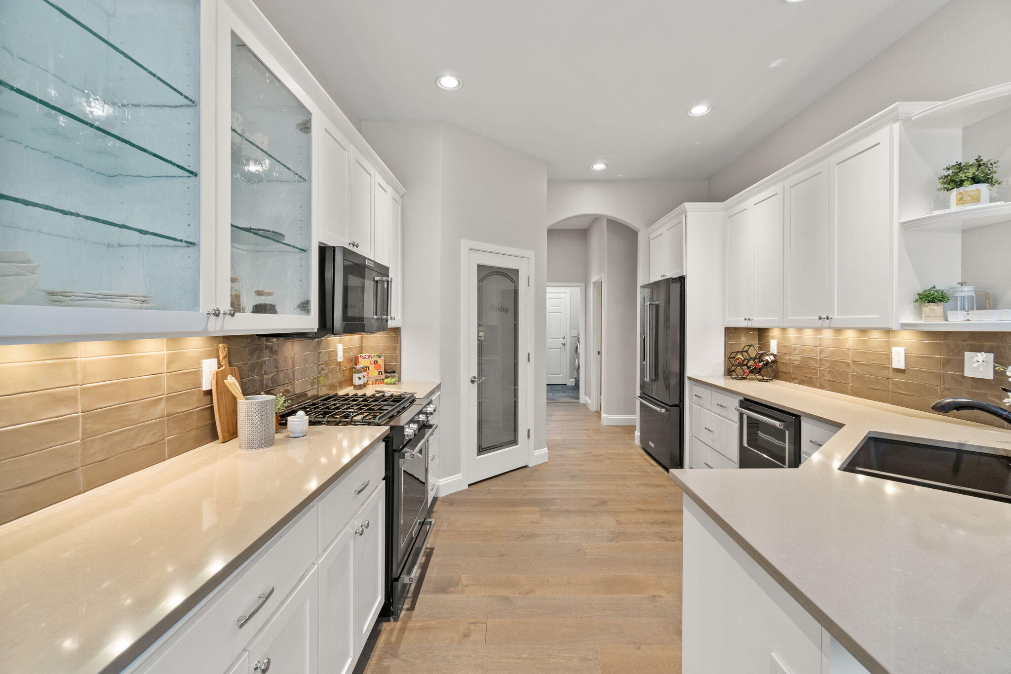 Broken Top - Residential