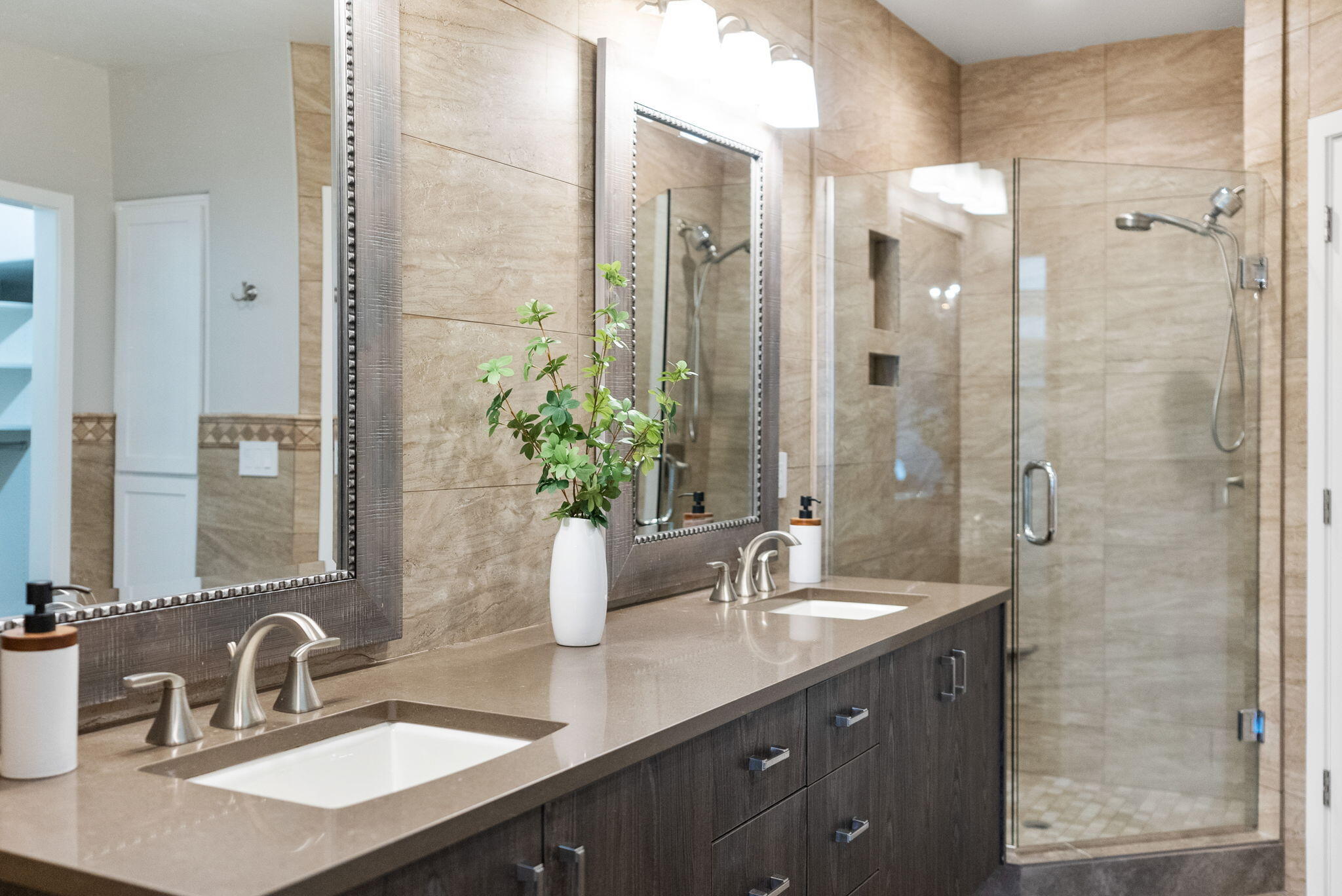 Broken Top - Residential