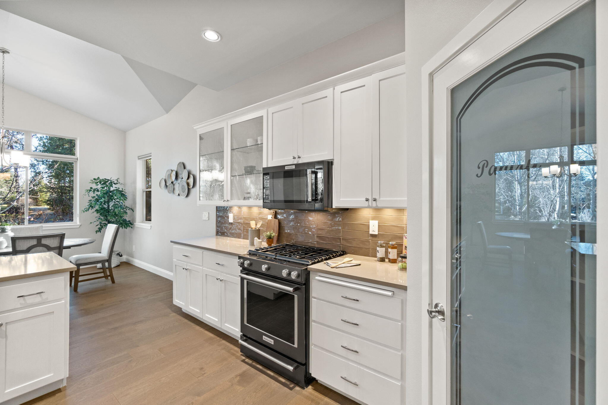 Broken Top - Residential