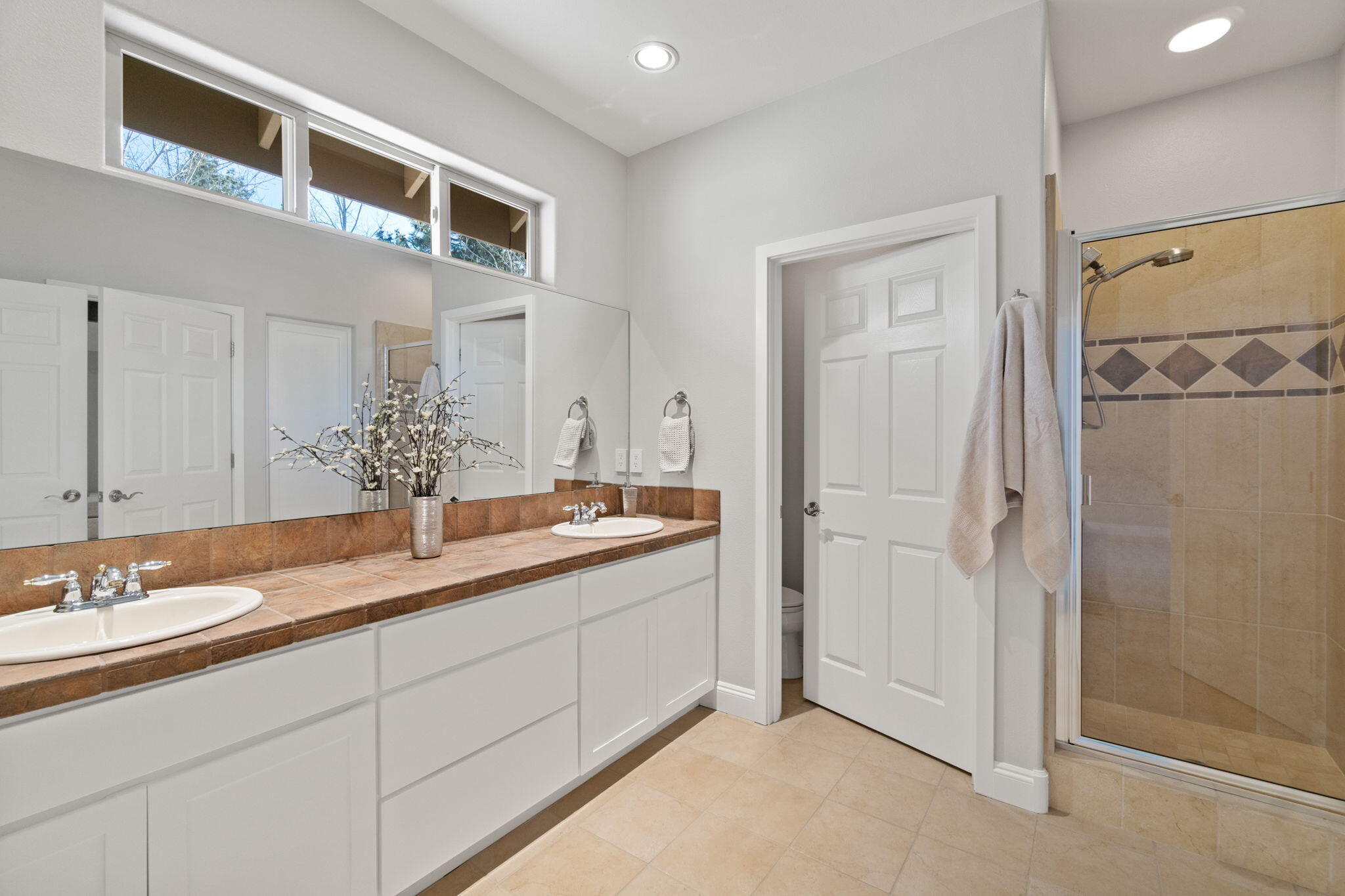 Broken Top - Residential