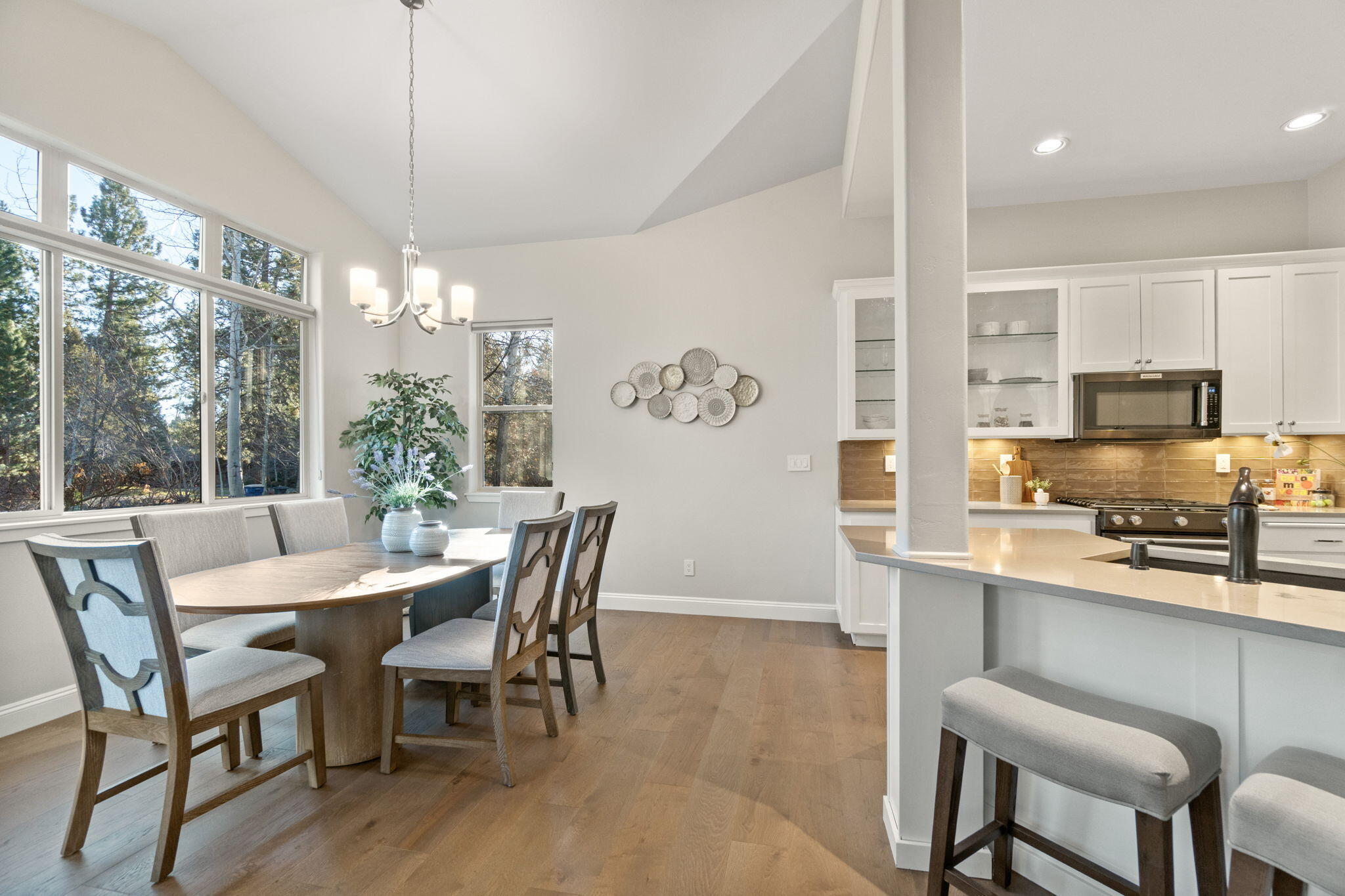 Broken Top - Residential