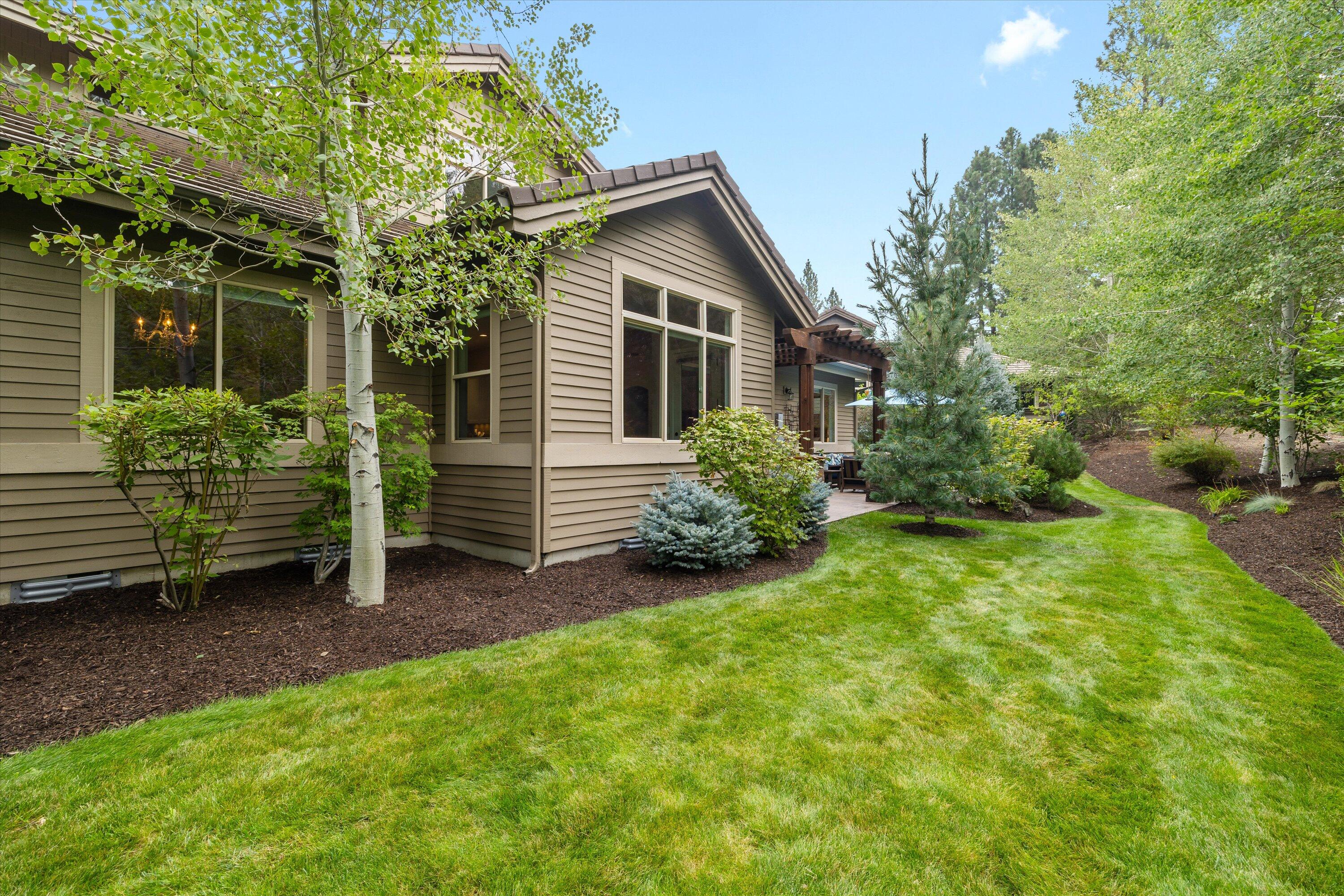 Broken Top - Residential