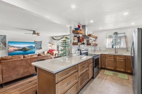 Tiny photo for 1426 Timothy Street, Central Point, OR 97502 (MLS # 220213036)