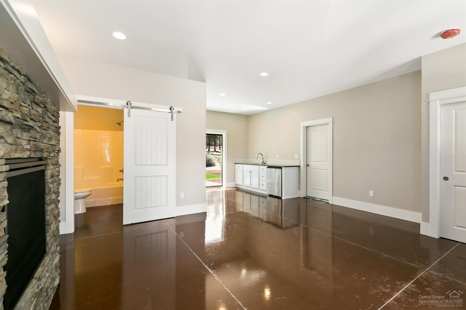 River Bend Estate - Residential