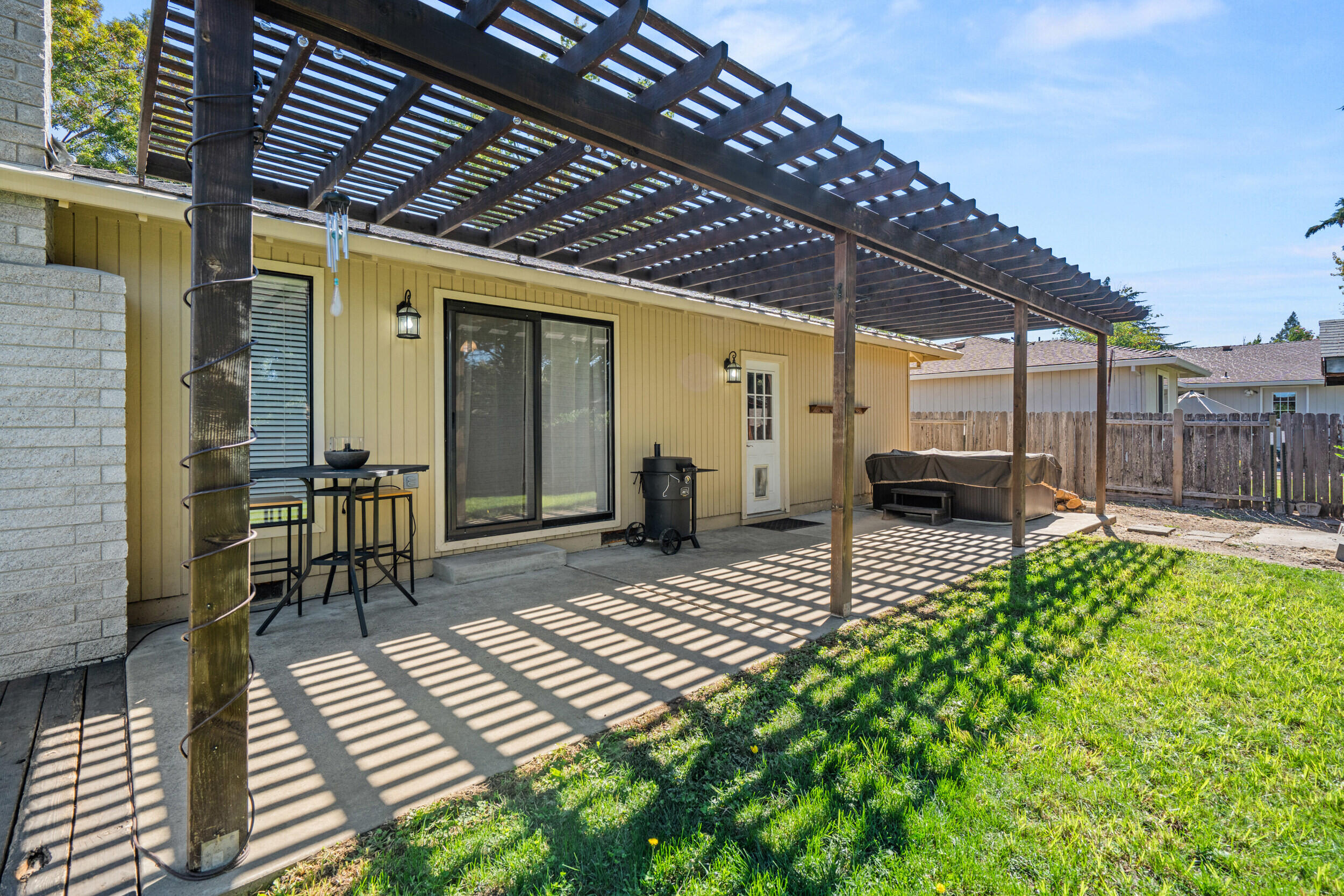 Royal Greens Estates Unit 1 - Residential