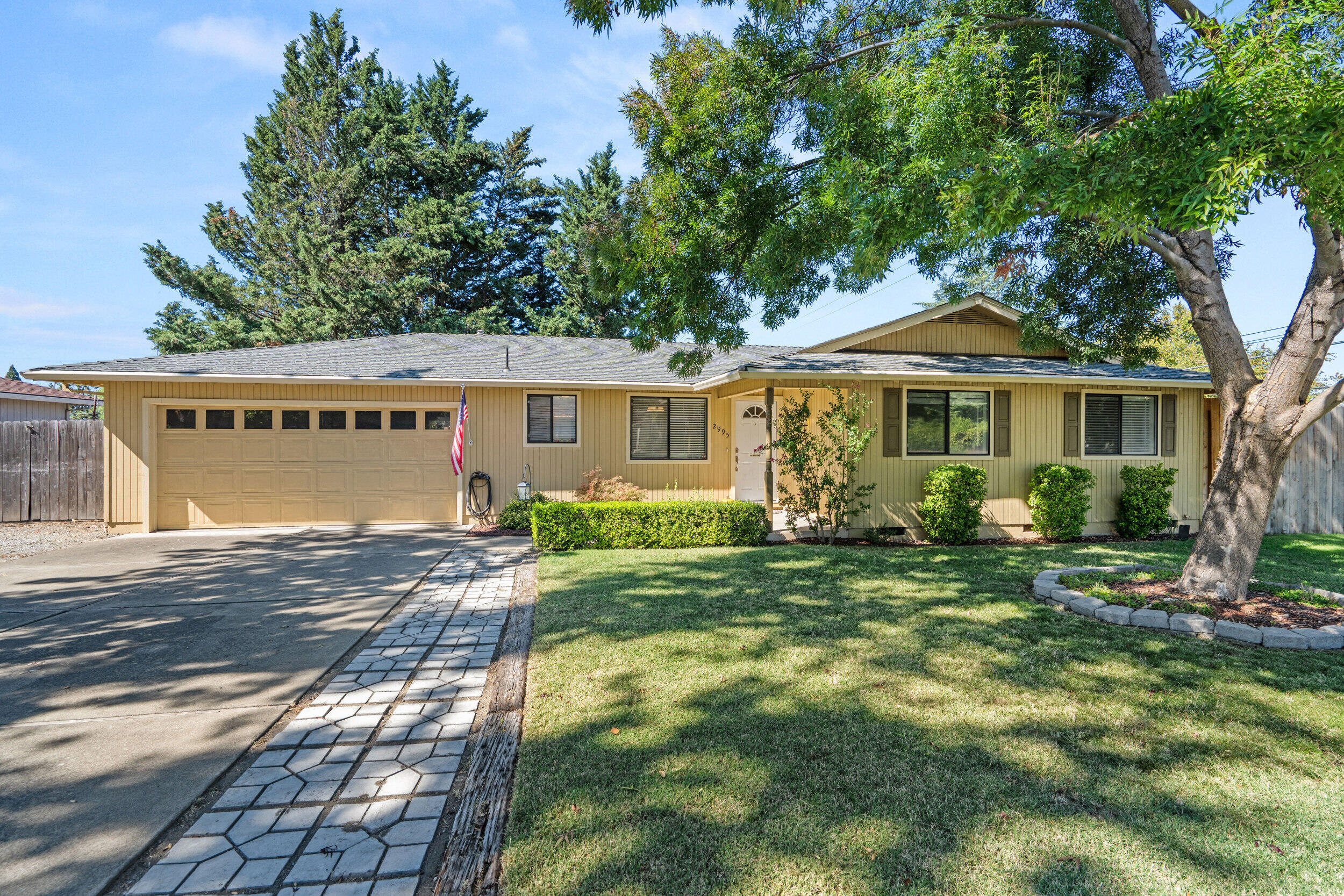 Royal Greens Estates Unit 1 - Residential