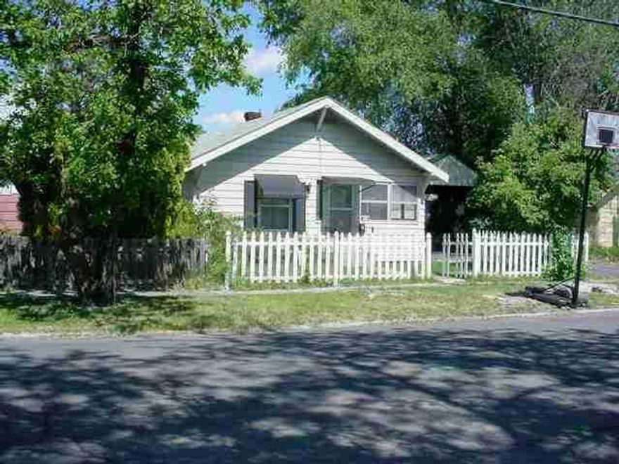 Two For The Price Of One! Upgraded 2 Br Home With Cute 560 Sq. Ft. Home In Back - All Rented With Great Income. Large Carport And Workshop. Convenient To Shopping And Busline. Call Lo For Appt.Rents Are $650 And $450