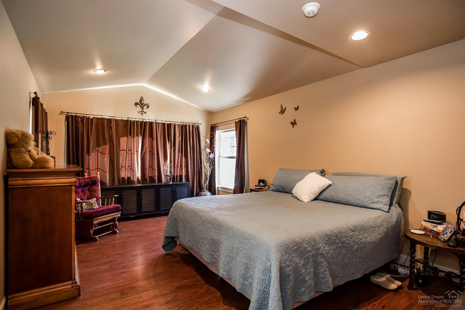 Mountain Pine - Residential