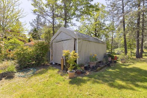 Tiny photo for 190 Spring Oak Way, Merlin, OR 97532 (MLS # 220220080)