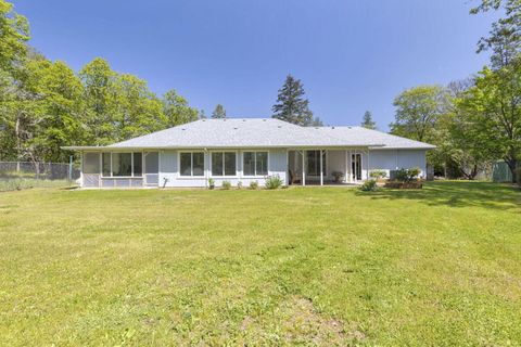 Tiny photo for 190 Spring Oak Way, Merlin, OR 97532 (MLS # 220220080)
