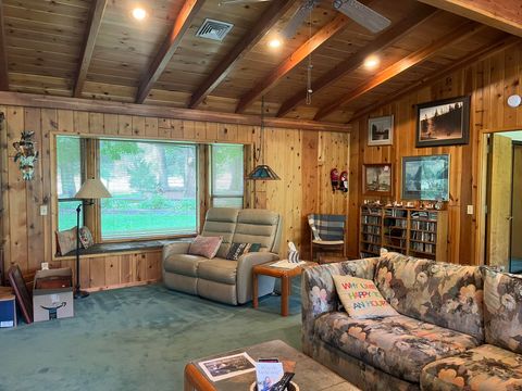 Tiny photo for 6900 Crowfoot Road, Trail, OR 97541 (MLS # 220221191)