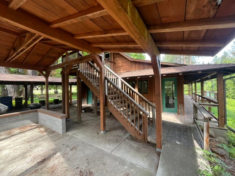 Tiny photo for 6900 Crowfoot Road, Trail, OR 97541 (MLS # 220221191)