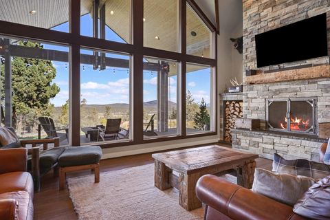 Tiny photo for 66279 Gerking Market Road, Bend, OR 97703 (MLS # 220219361)