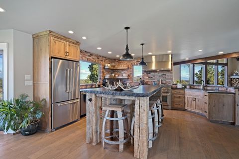Tiny photo for 66279 Gerking Market Road, Bend, OR 97703 (MLS # 220219361)