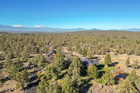 Tiny photo for 66279 Gerking Market Road, Bend, OR 97703 (MLS # 220219361)