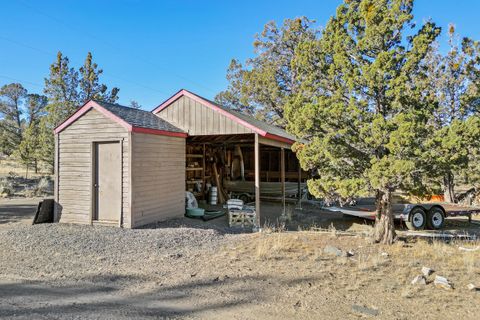 Tiny photo for 66279 Gerking Market Road, Bend, OR 97703 (MLS # 220219361)
