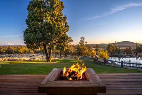 Tiny photo for 66279 Gerking Market Road, Bend, OR 97703 (MLS # 220219361)