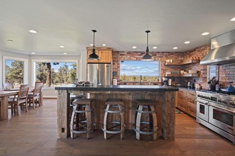Tiny photo for 66279 Gerking Market Road, Bend, OR 97703 (MLS # 220219361)