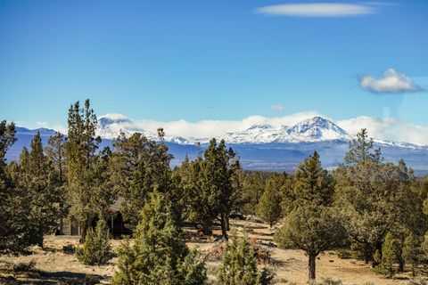 Tiny photo for 66279 Gerking Market Road, Bend, OR 97703 (MLS # 220219361)