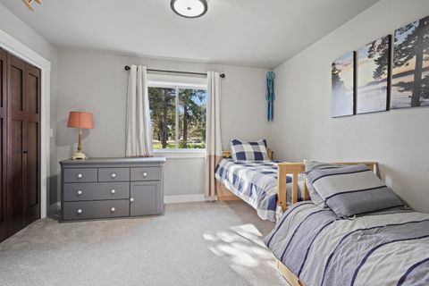 Tiny photo for 66279 Gerking Market Road, Bend, OR 97703 (MLS # 220219361)