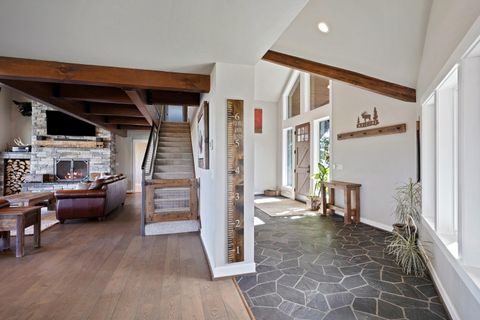 Tiny photo for 66279 Gerking Market Road, Bend, OR 97703 (MLS # 220219361)