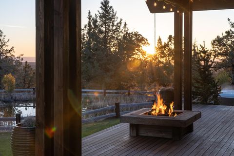 Tiny photo for 66279 Gerking Market Road, Bend, OR 97703 (MLS # 220219361)