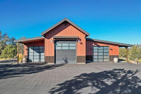Tiny photo for 66279 Gerking Market Road, Bend, OR 97703 (MLS # 220219361)