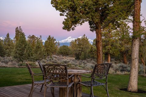 Tiny photo for 66279 Gerking Market Road, Bend, OR 97703 (MLS # 220219361)