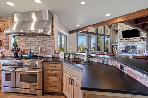 Tiny photo for 66279 Gerking Market Road, Bend, OR 97703 (MLS # 220219361)