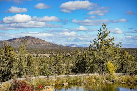 Tiny photo for 66279 Gerking Market Road, Bend, OR 97703 (MLS # 220219361)