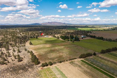 Tiny photo for 25271 Alfalfa Market Road, Bend, OR 97701 (MLS # 220216882)