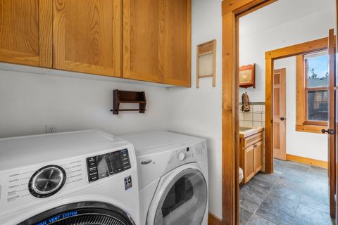 Tiny photo for 25271 Alfalfa Market Road, Bend, OR 97701 (MLS # 220216882)