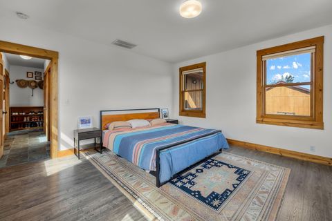 Tiny photo for 25271 Alfalfa Market Road, Bend, OR 97701 (MLS # 220216882)