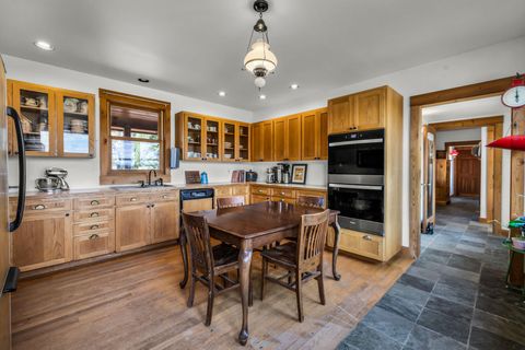 Tiny photo for 25271 Alfalfa Market Road, Bend, OR 97701 (MLS # 220216882)