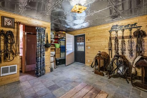 Tiny photo for 25271 Alfalfa Market Road, Bend, OR 97701 (MLS # 220216882)