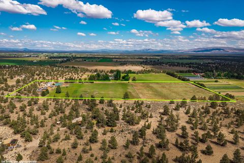 Tiny photo for 25271 Alfalfa Market Road, Bend, OR 97701 (MLS # 220216882)