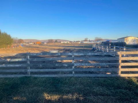Tiny photo for Avalon Street #Lot 20, Klamath Falls, OR 97603 (MLS # 220174527)