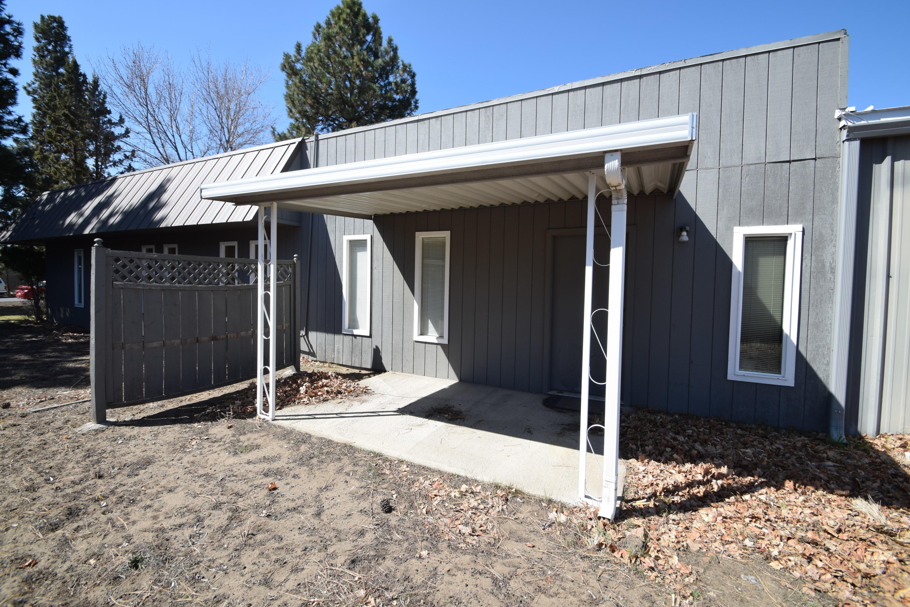 Eastside Bus+Ind Pk - Commercial Sale