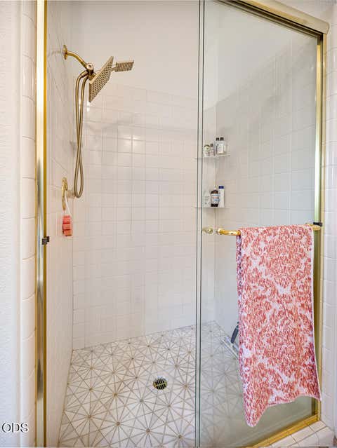 Tiny photo for 335 Mountain View Boulevard, Klamath Falls, OR 97601 (MLS # 220226846)