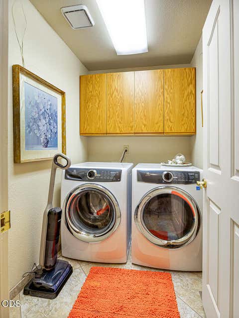 Tiny photo for 335 Mountain View Boulevard, Klamath Falls, OR 97601 (MLS # 220226846)