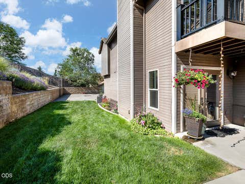 Tiny photo for 335 Mountain View Boulevard, Klamath Falls, OR 97601 (MLS # 220226846)