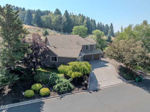 Tiny photo for 335 Mountain View Boulevard, Klamath Falls, OR 97601 (MLS # 220226846)