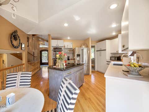 Tiny photo for 335 Mountain View Boulevard, Klamath Falls, OR 97601 (MLS # 220226846)