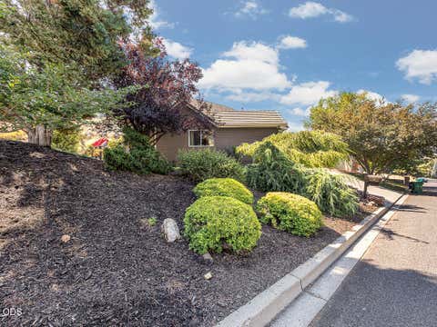 Tiny photo for 335 Mountain View Boulevard, Klamath Falls, OR 97601 (MLS # 220226846)
