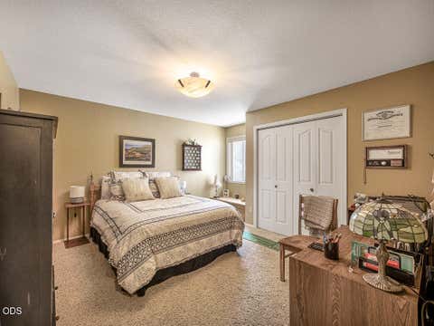 Tiny photo for 335 Mountain View Boulevard, Klamath Falls, OR 97601 (MLS # 220226846)